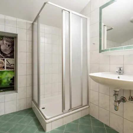 Cozy In Saalbach-hinterglemm With Sauna Appartamento *